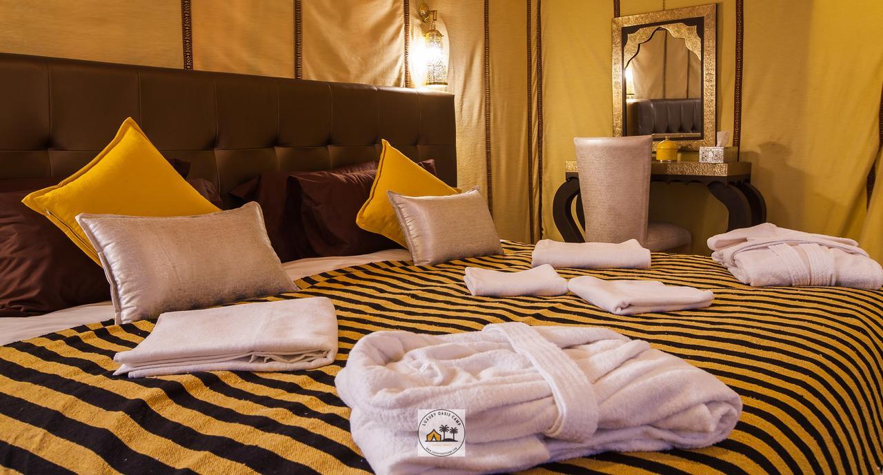 Luxury Oasis Camp Hotel เมอร์ซูกา ภายนอก รูปภาพ